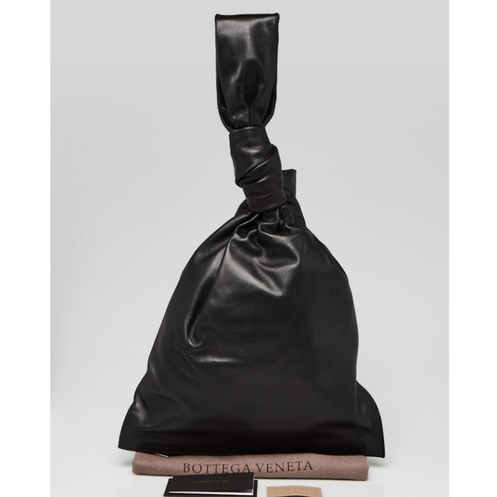 Bottega Veneta Black Lambskin Leather - Picture 3 of 4